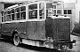 Un autobus LANCIA trasformato per essere alimentato a carbonella, unico combustibile reperibile durante la guerra
